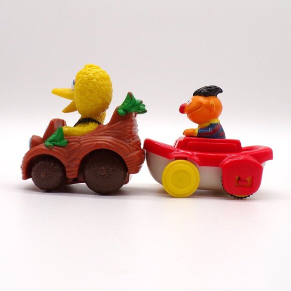 Sesame Street Big Bird Nest Car Ernie Boat Racer Hasbro 2012 Stocking Stuffer - Picture 5 of 9